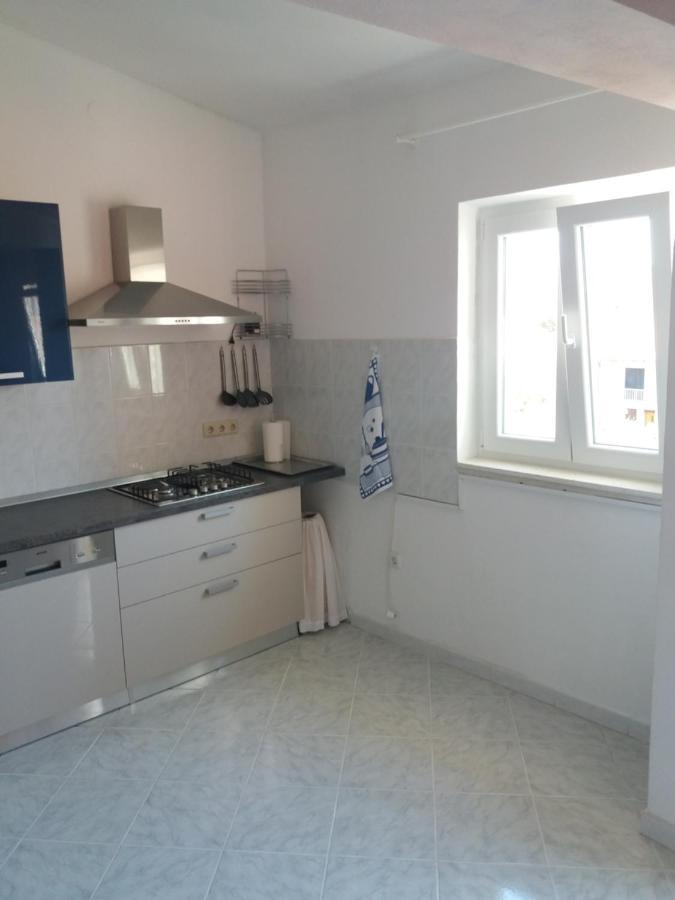 Apartment Viktoria Примоштен Екстер'єр фото